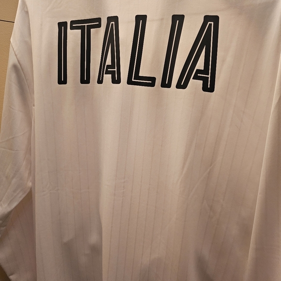 Italian Jacket - Picture 4 of 4